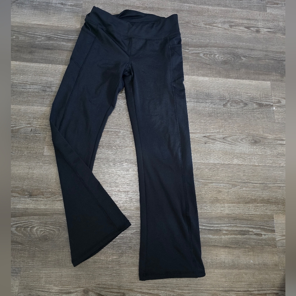 Active8 Black wide leg leggings with Zipper Accents size medium